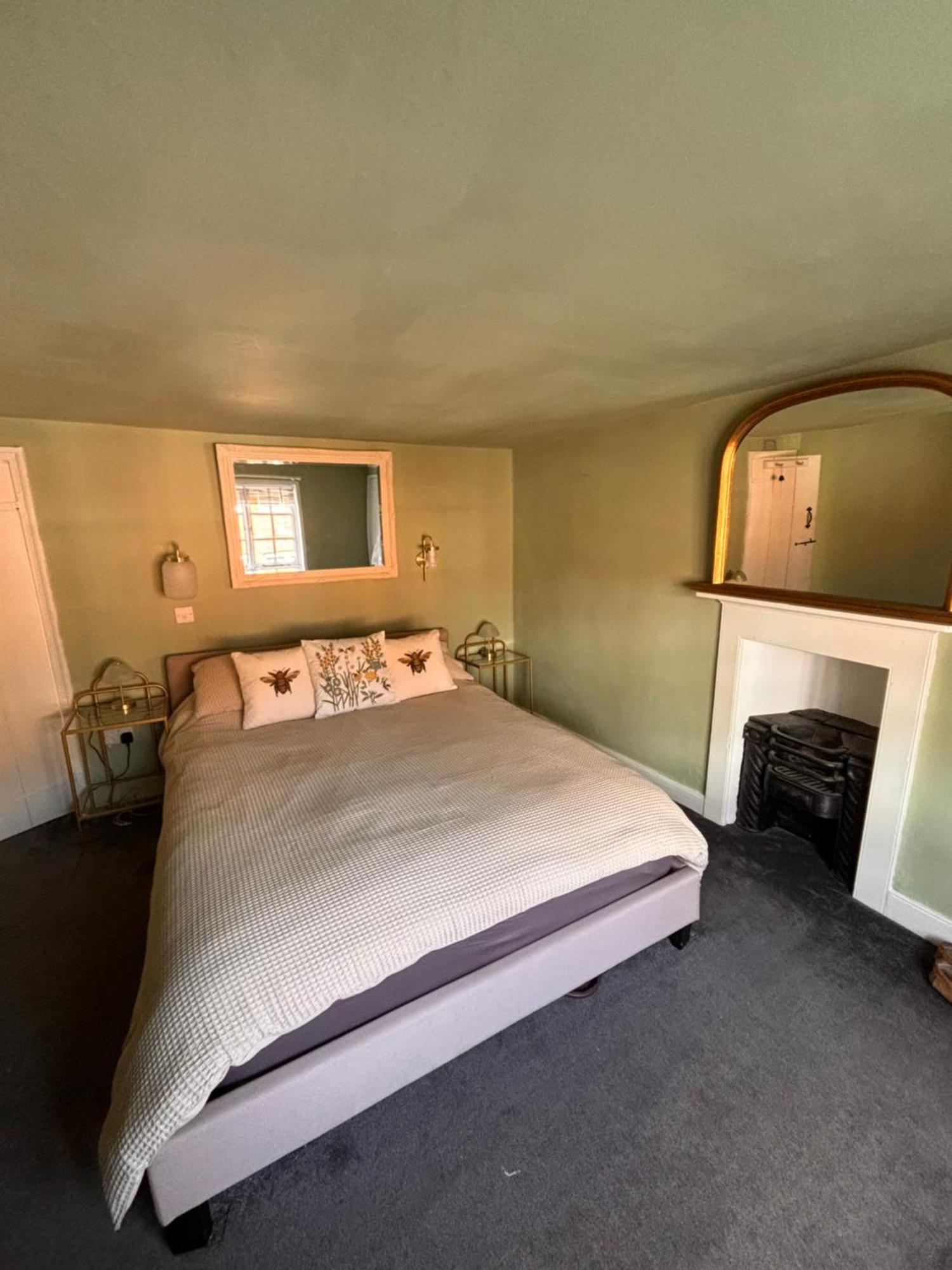 Sweet & Cosy 10 Bridewell Cottage With Parking Available Upon Request Bury St. Edmunds 外观 照片