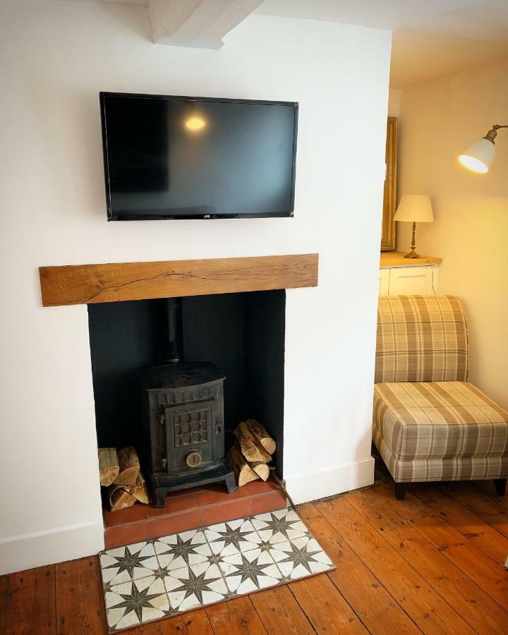 Sweet & Cosy 10 Bridewell Cottage With Parking Available Upon Request Bury St. Edmunds 外观 照片