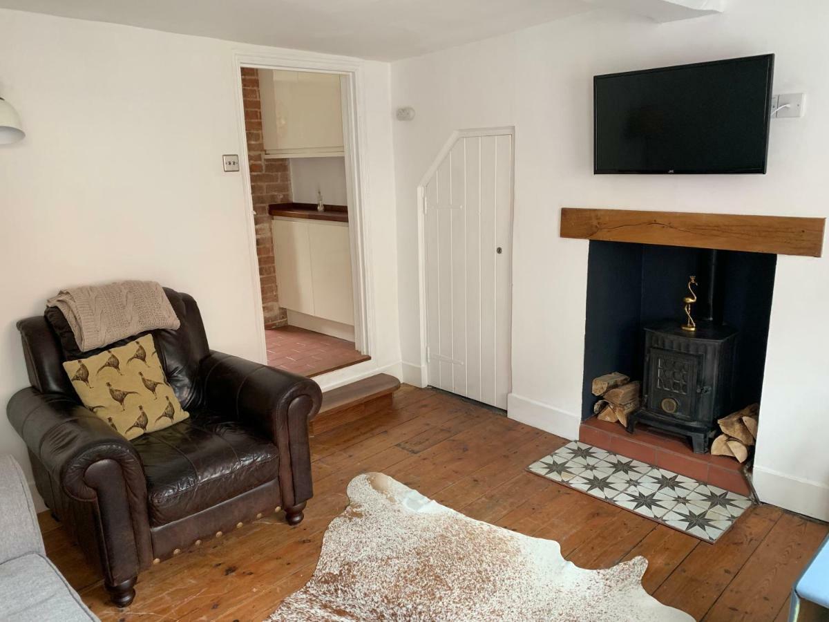 Sweet & Cosy 10 Bridewell Cottage With Parking Available Upon Request Bury St. Edmunds 外观 照片
